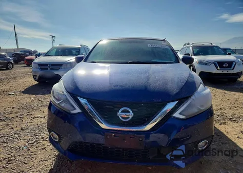 2018 Nissan Sentra S z USA, uszkodzony, nr VIN 3N1AB7AP3JL641962